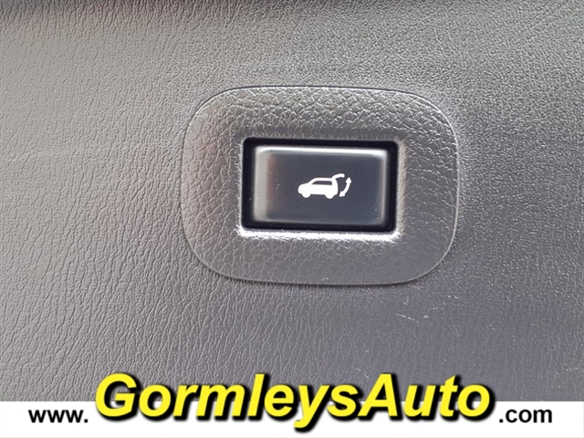 2017 Nissan Armada Platinum:705464P