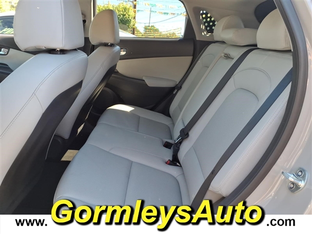 2023 Hyundai KONA Limited:997660P