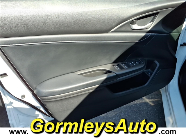 2021 Honda Insight Touring:009087P
