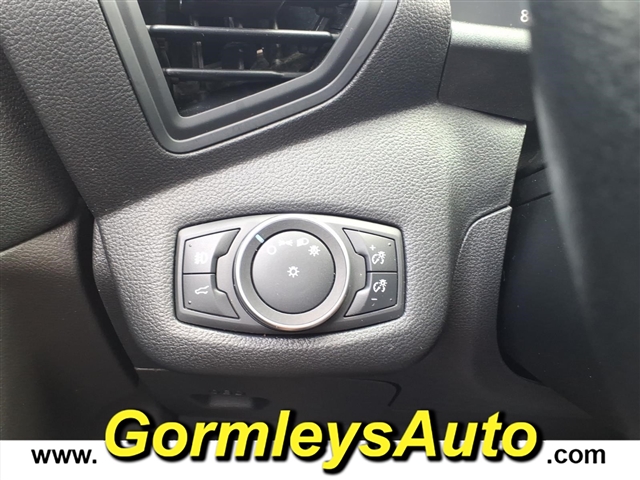 2018 Ford Escape SE:B02881P
