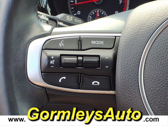2022 Kia K5 GT-Line photo 14