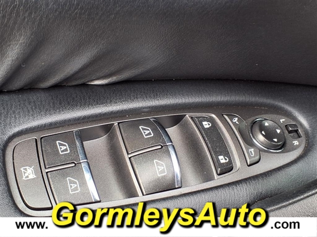 2017 Nissan Armada Platinum:705464P