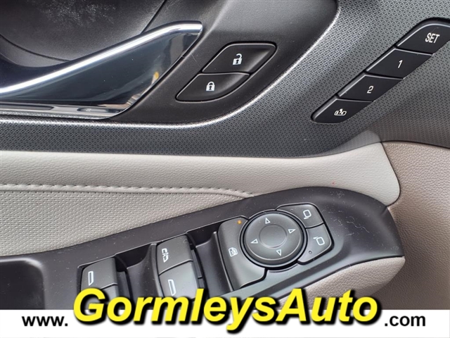 2018 Chevrolet Traverse Premier photo 12