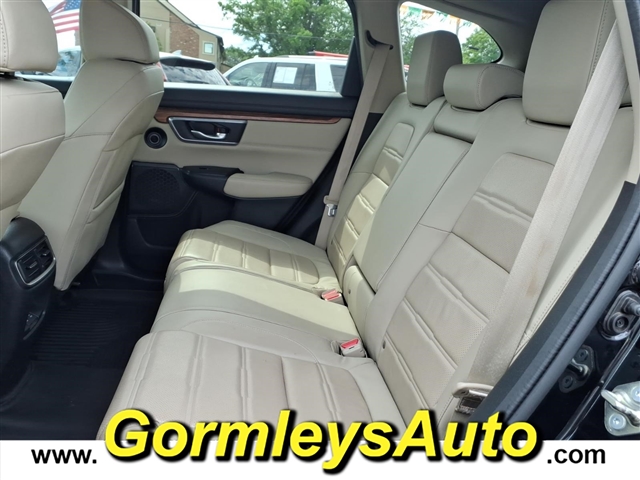 2017 Honda CR-V Touring:637582P