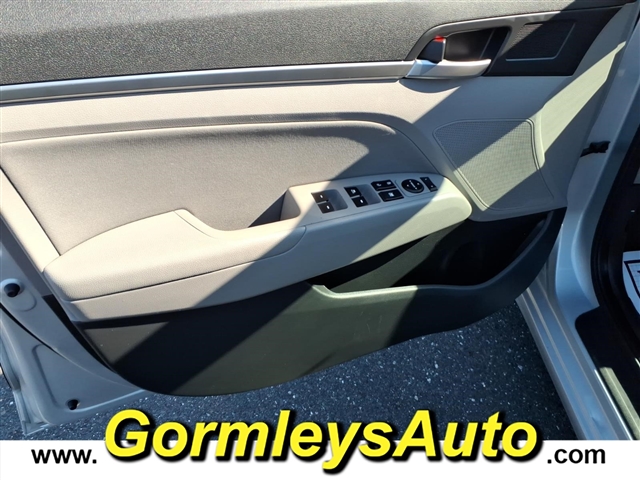 2019 Hyundai ELANTRA Limited:848712P