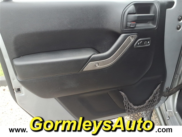 2014 Jeep Wrangler Unlimited Willys Wheeler Edition:201607P