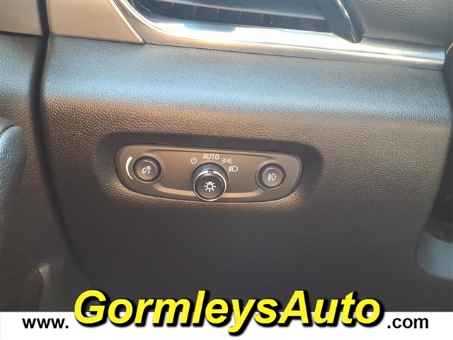 2018 Chevrolet Traverse LT Cloth:171178P