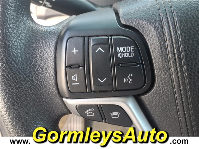 2017 Toyota Sienna LE 8-Passenger:787920P