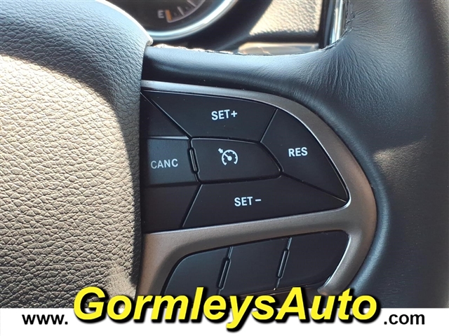 2019 Jeep Grand Cherokee Limited:720287P