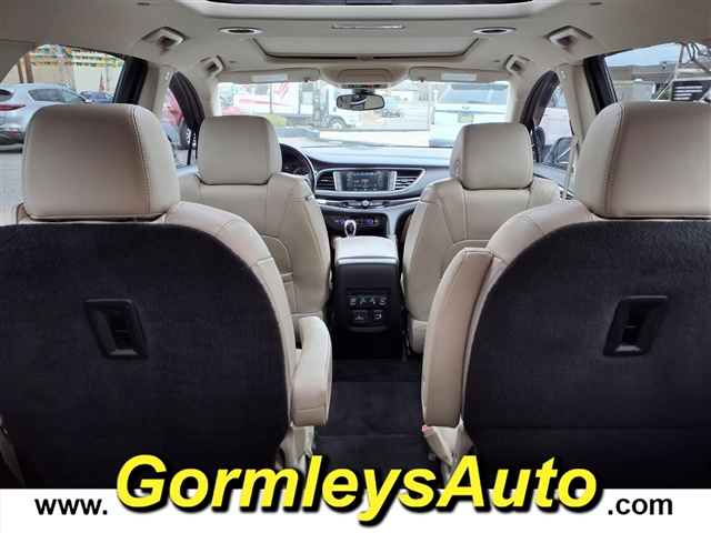 2019 Buick Enclave Premium:157239P