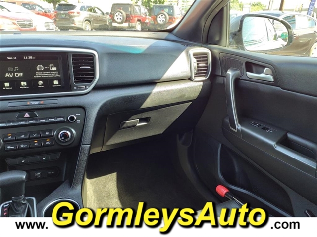 2020 Kia Sportage S:656830P