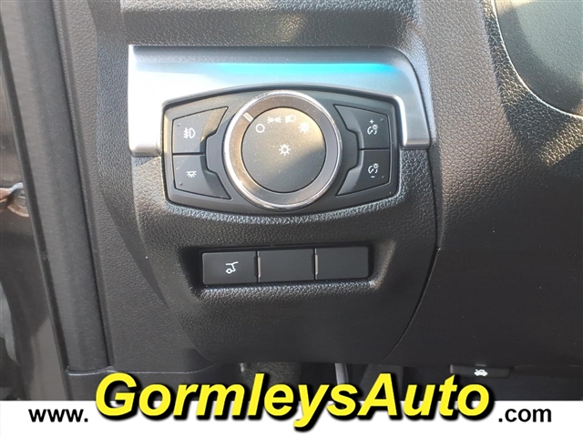 2017 Ford Explorer Limited:C23443P