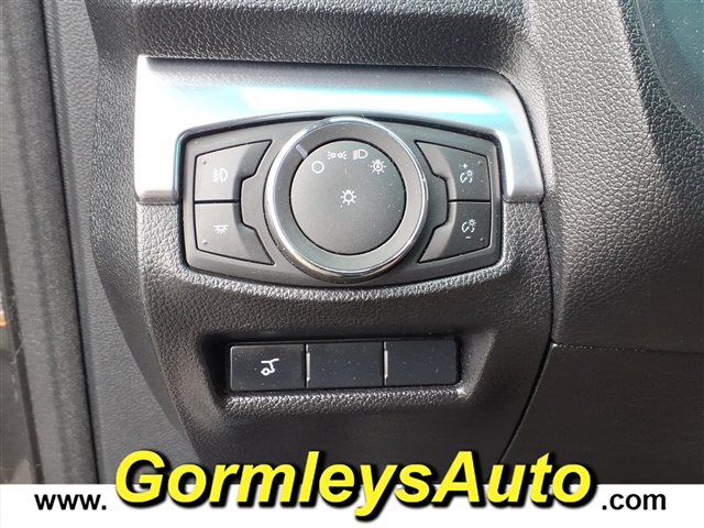 2017 Ford Explorer Limited:A34566P