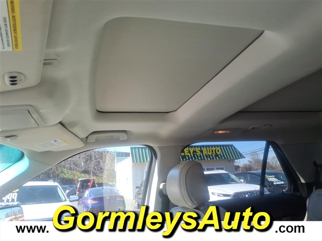 2016 Ford Explorer Platinum:B40021P