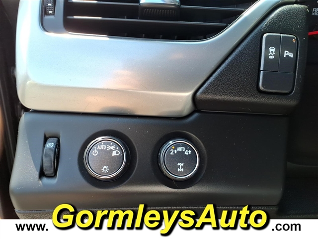 2018 Chevrolet Tahoe LS:270145P