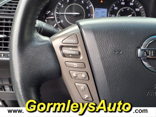 2017 Nissan Armada Platinum:705464P