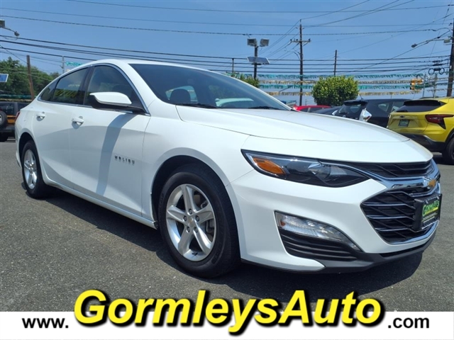 2022 Chevrolet Malibu FWD LT – 152528P