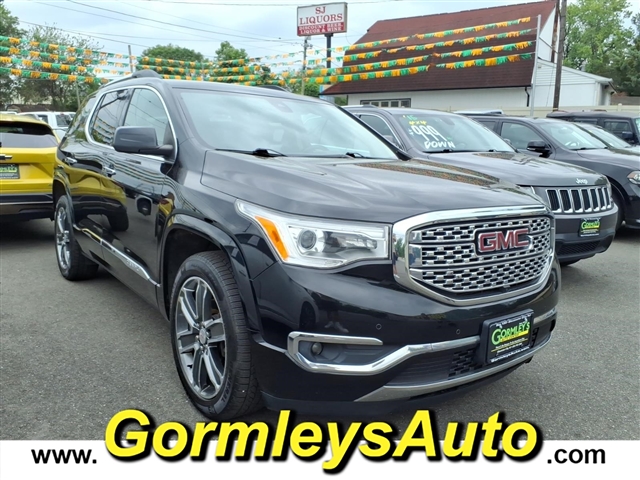 2017 GMC Acadia Denali  157830P