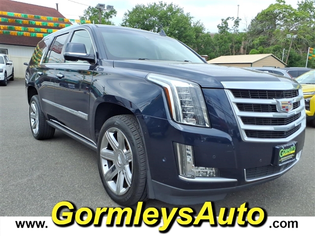 2017 Cadillac Escalade Premium Luxury  195072P