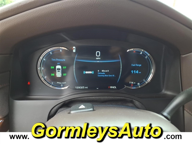 2017 Cadillac Escalade Premium Luxury:195072P