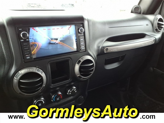 2013 Jeep Wrangler Unlimited Freedom Edition:619275P