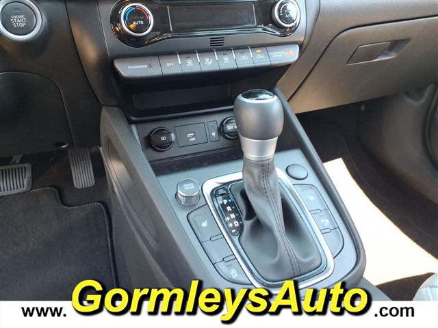 2023 Hyundai KONA Limited:997660P