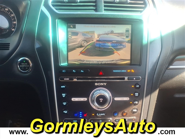 2016 Ford Explorer Platinum:B40021P