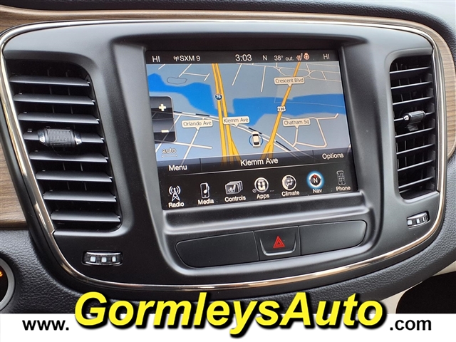 2015 Chrysler 200 C:678493P