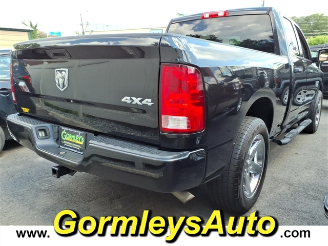 2017 RAM 1500 Express:826863P