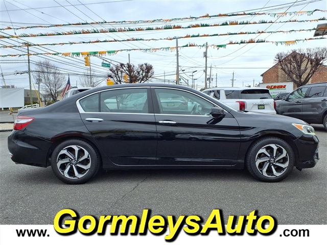 2017 Honda Accord EX:203103P