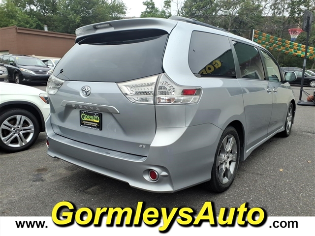 2013 Toyota Sienna SE 8-Passenger:359465P