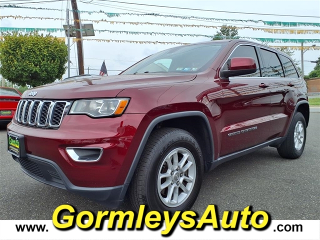 2018 Jeep Grand Cherokee Laredo photo 3