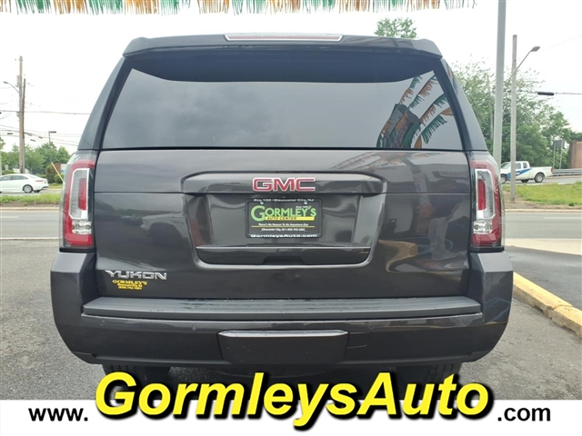 2017 GMC Yukon SLE:323368P