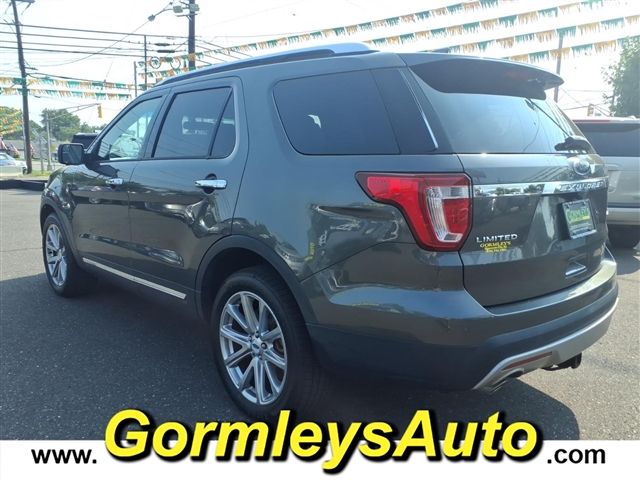 2017 Ford Explorer Limited:C23443P