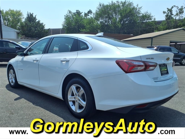 2022 Chevrolet Malibu 1LT photo 4