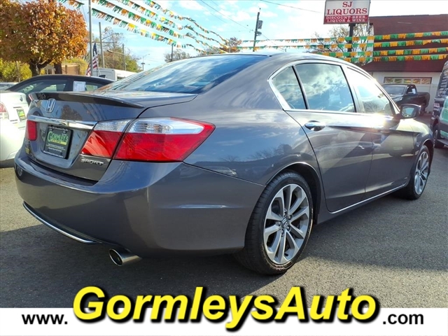 2015 Honda Accord Sport photo 4
