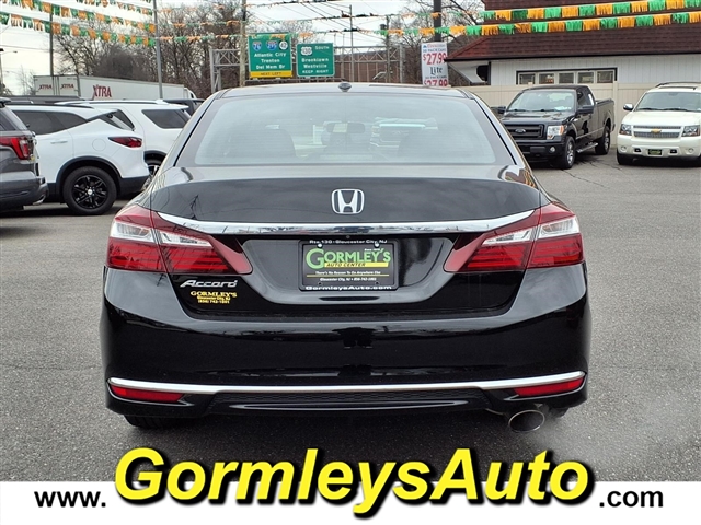 2017 Honda Accord EX:203103P