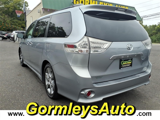 2013 Toyota Sienna SE 8-Passenger:359465P