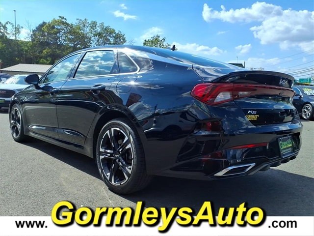 2022 Kia K5 GT-Line photo 4