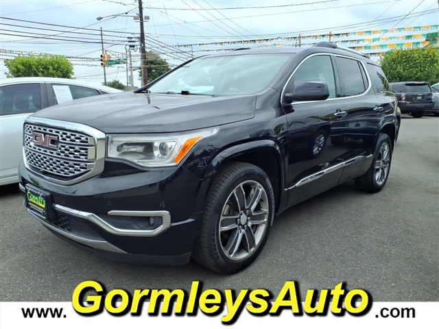 2017 GMC Acadia Denali:157830P