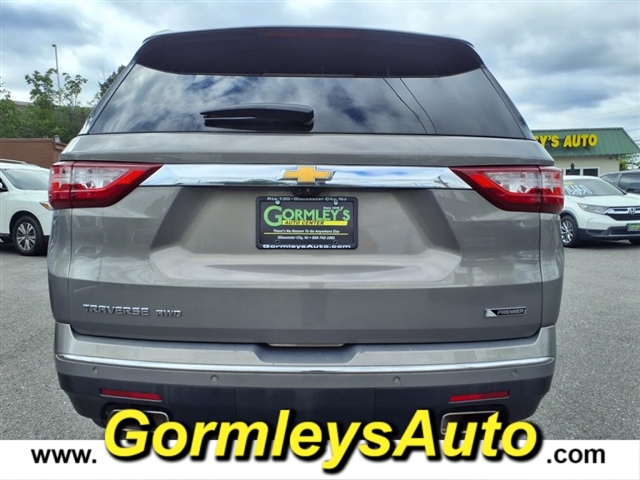 2018 Chevrolet Traverse Premier photo 3