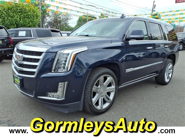 2017 Cadillac Escalade Premium Luxury:195072P
