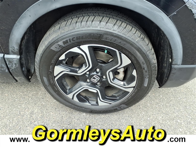 2017 Honda CR-V Touring:637582P