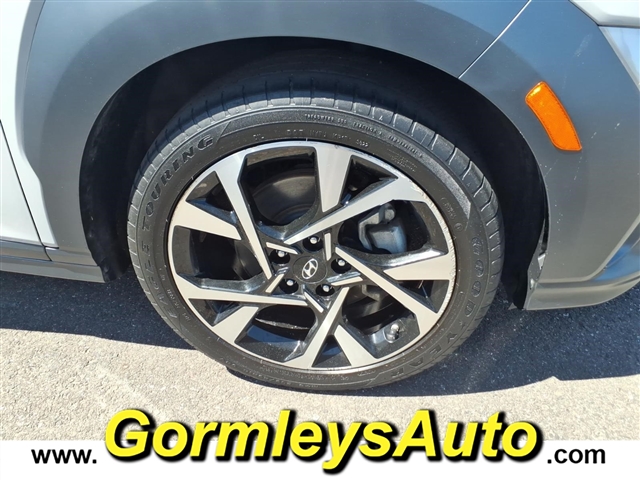 2023 Hyundai KONA Limited:997660P