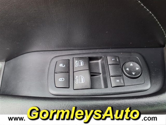 2016 Dodge Challenger SXT Plus:353452P