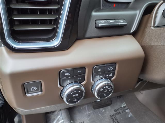 2024 GMC Sierra 3500HD Denali