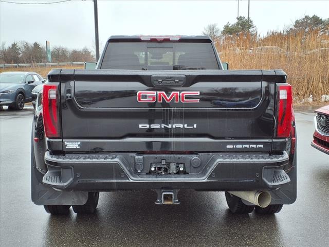 2024 GMC Sierra 3500HD Denali