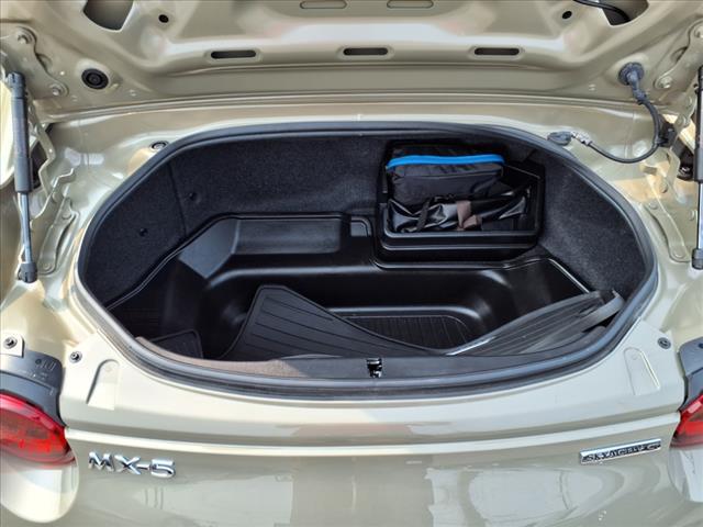 2023 Mazda MX-5 Miata RF Grand Touring
