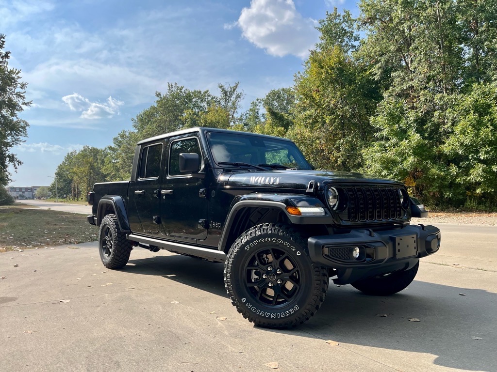 2025 Jeep Gladiator Willys