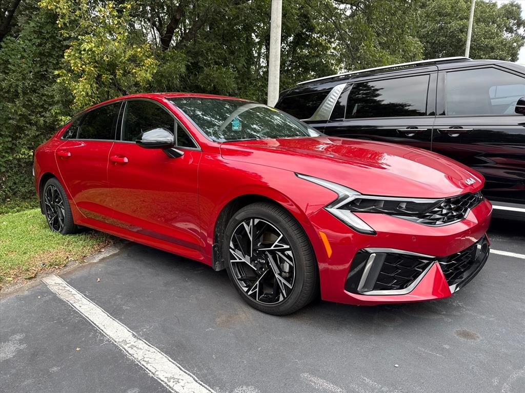 Runway Red Cr5 2025 Kia K5 Sedan Front-Wheel Drive 8-Speed Automatic